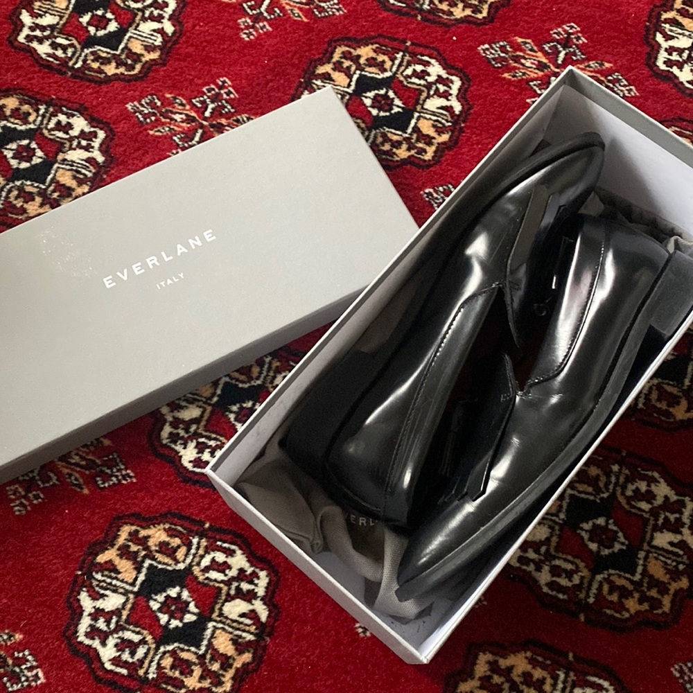 Everlane Modern Tassle Loafer - Black / 7.5